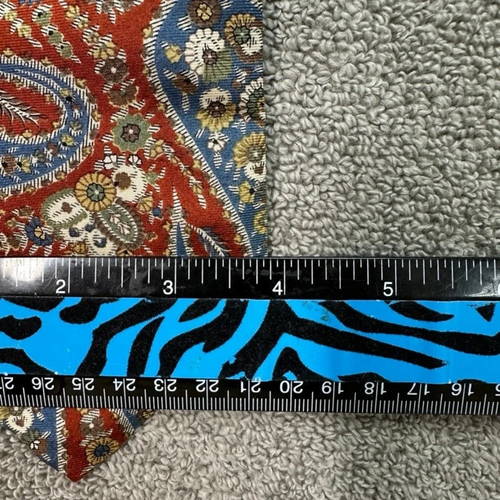Bert Pulitzer Collectors Edition Ancient Madder Silk Paisley Tie Red Blue USA